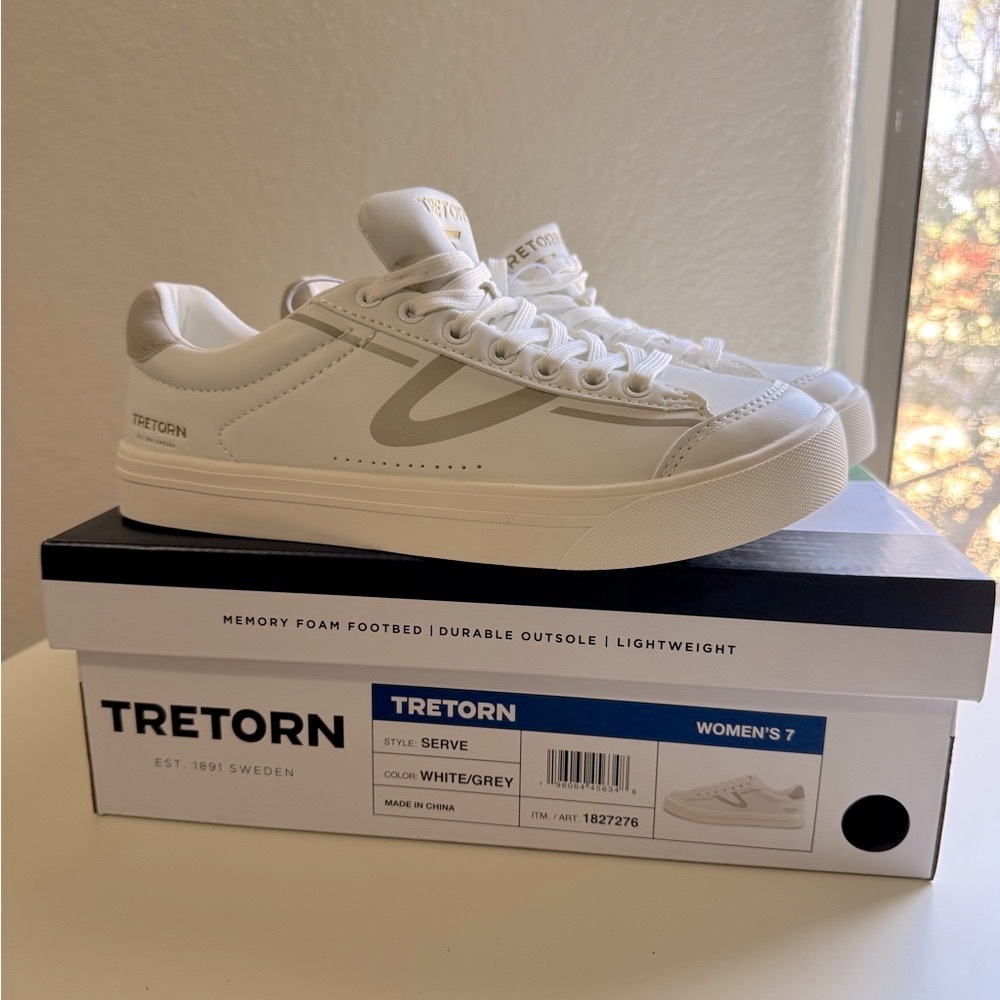 Tretorn White Minimalist Sneakers